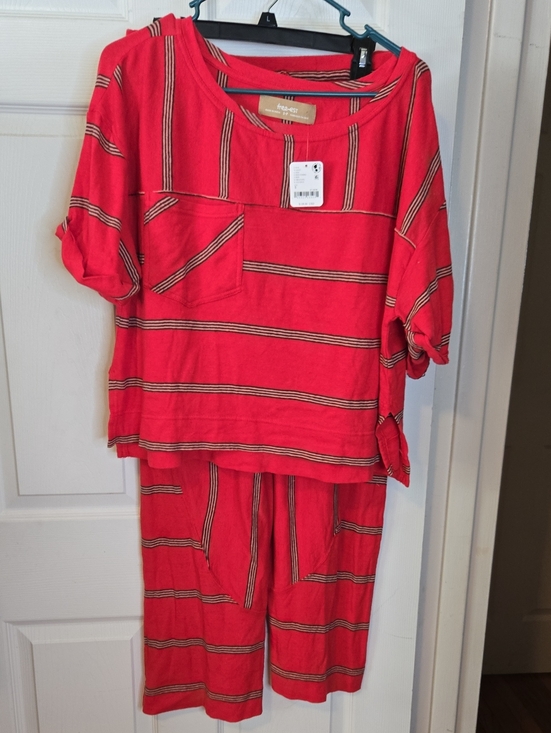 Free People Pants - Free People Red Striped 2 Peice Set NWT will Fit Up To A Large